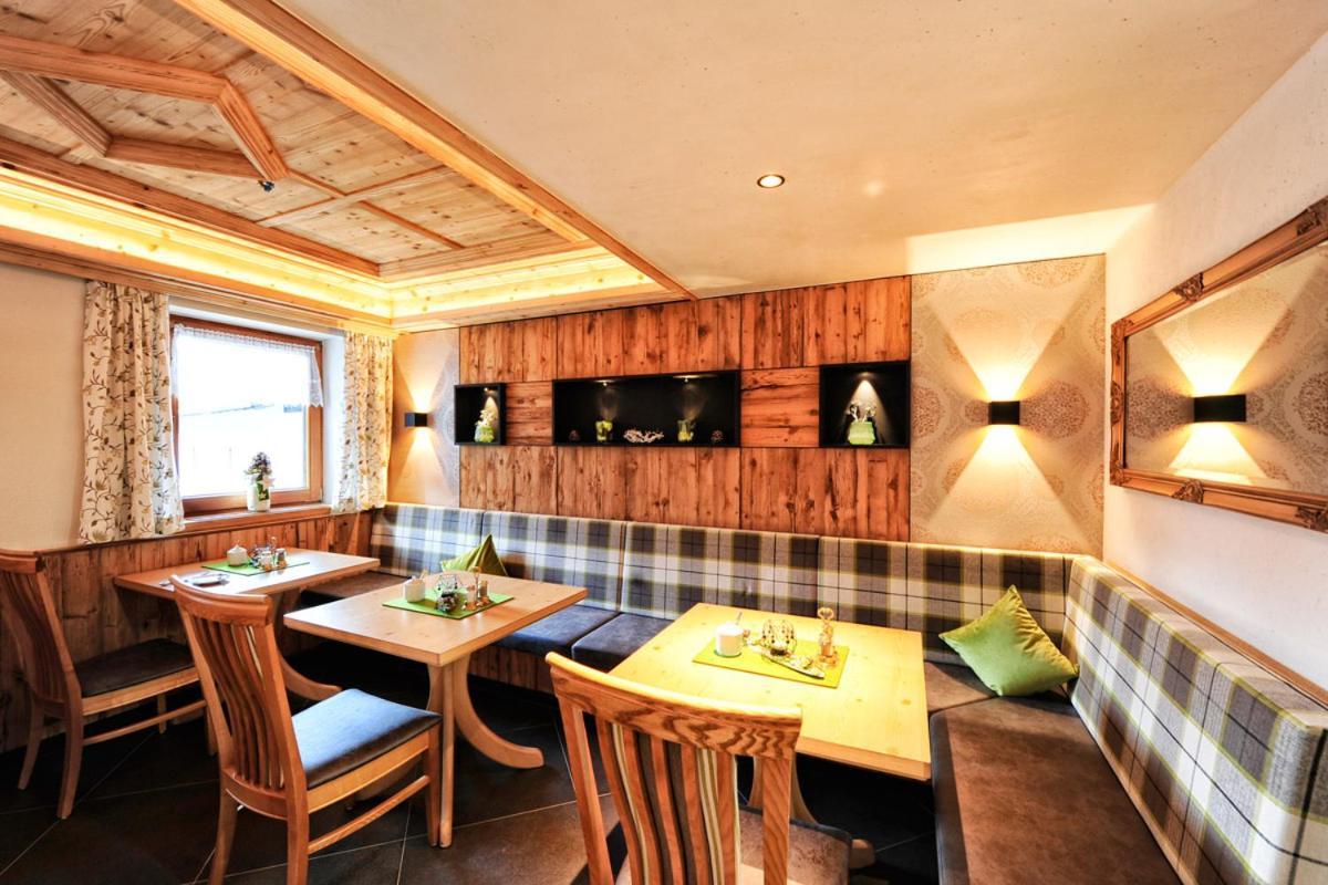 Hotel Garni Stefanie Ischgl Zewnętrze zdjęcie