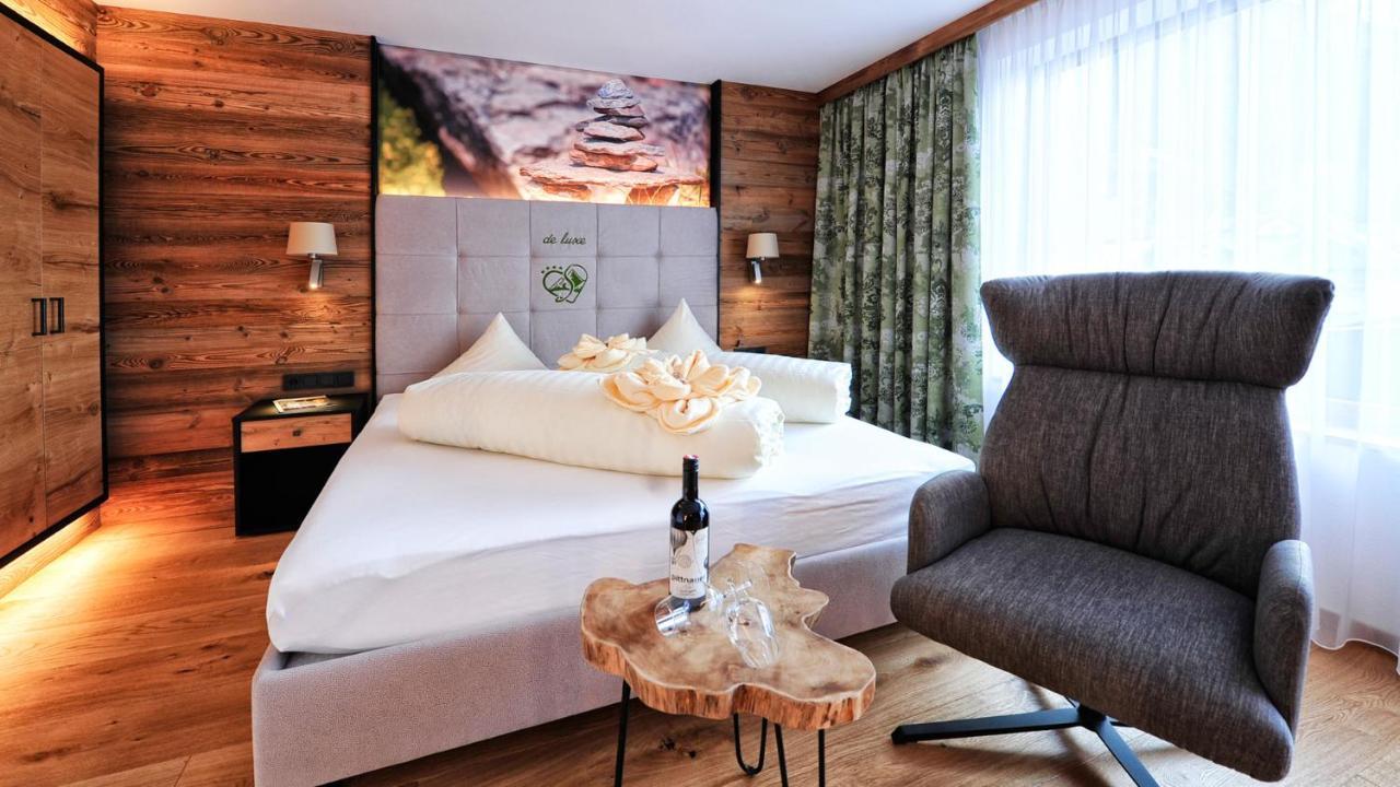 Hotel Garni Stefanie Ischgl Zewnętrze zdjęcie